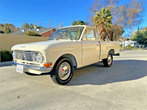 1966 datsun truck